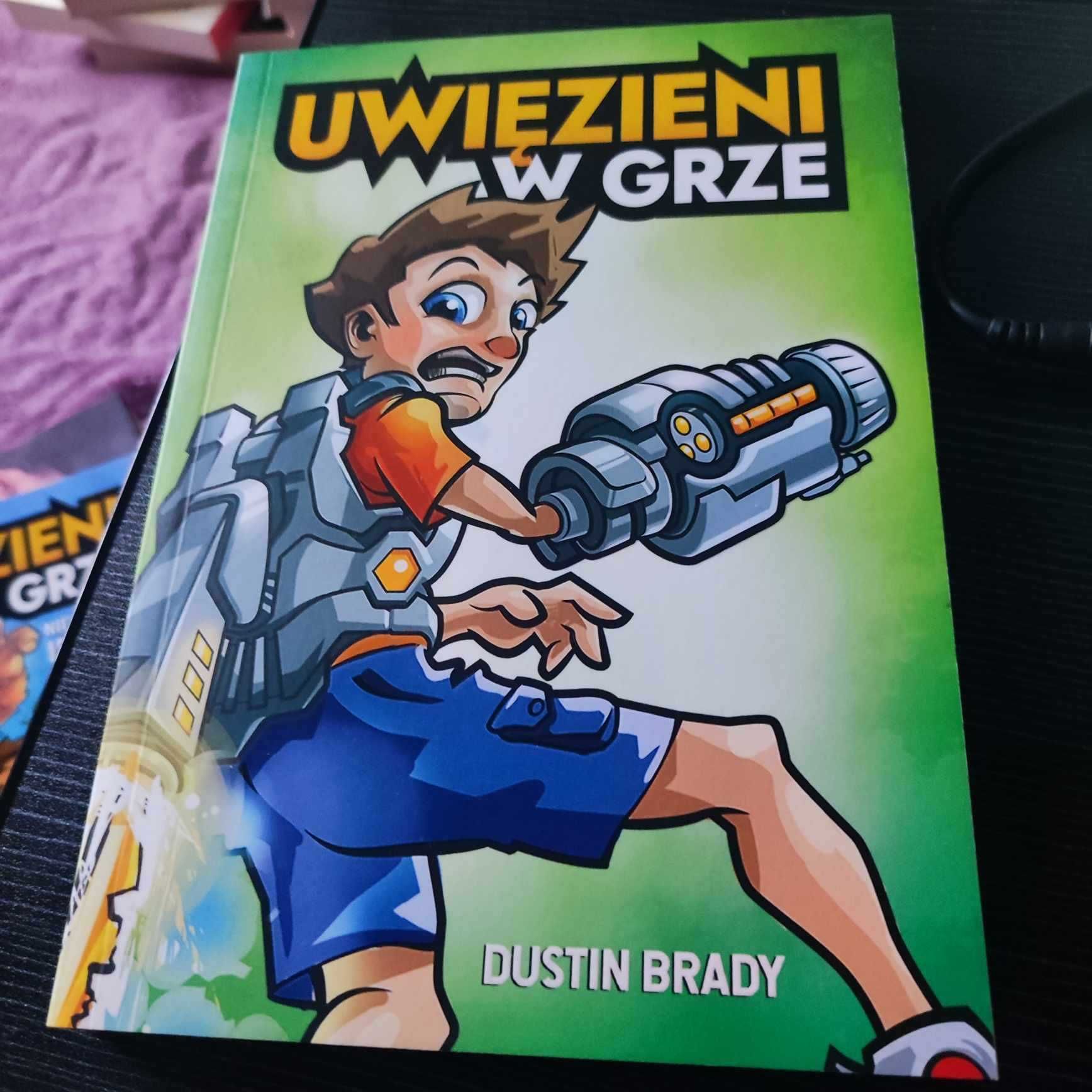 Uwięzieni w grze oraz niewidzialna inwazja 1,2 komplet Dustin Brady