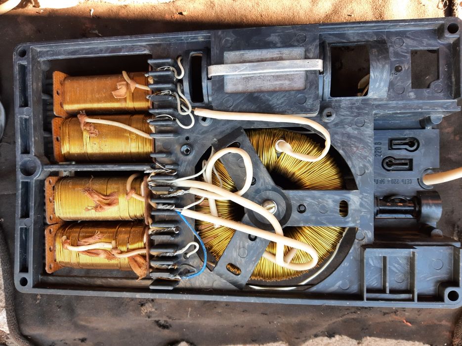 Стабілізатор напруги/Стабилизатор напряжения СН-250 "Україна-3" (радян