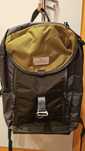 Plecak Doughnut Morris Glossy Blocking Series Charcoal x Olive 16L
