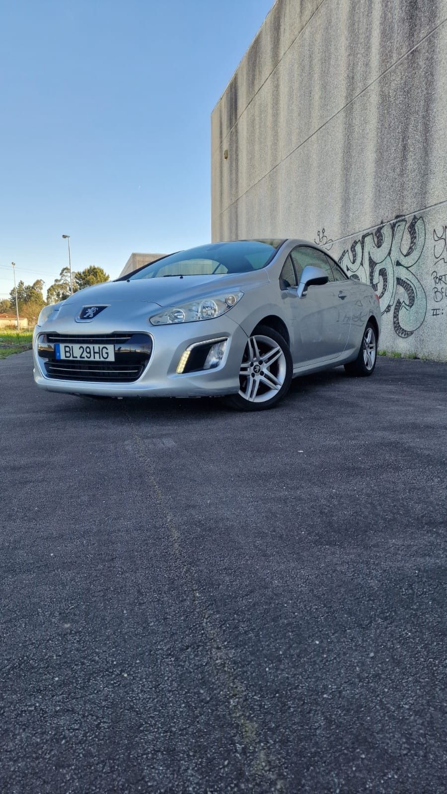 Vende-se Peugeot 308CC 
Descapotável, 4 l