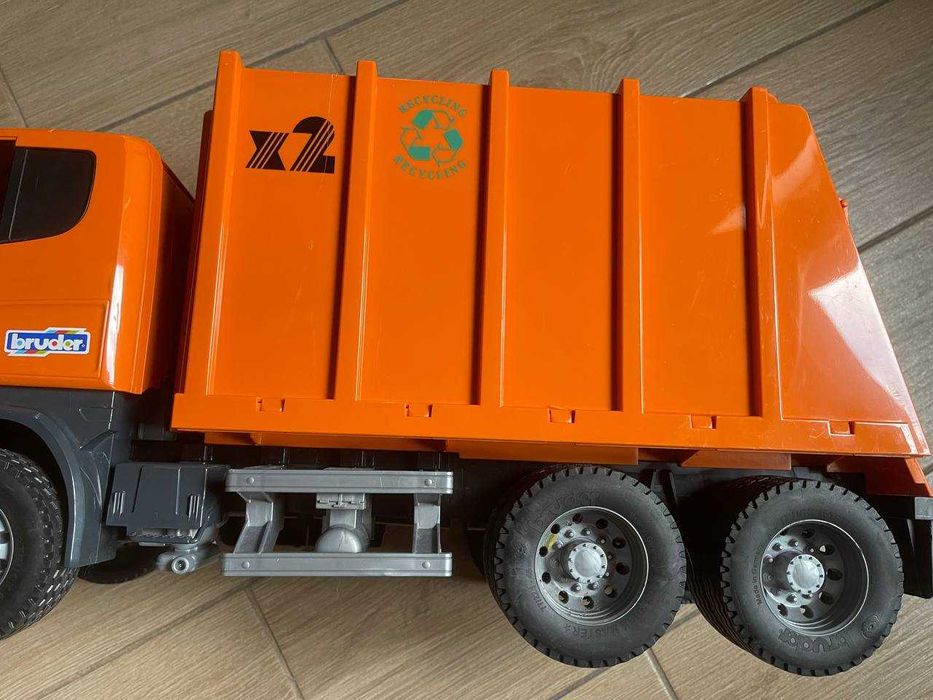 Іграшка Bruder Сміттєвоз Scania RR-series М1:16