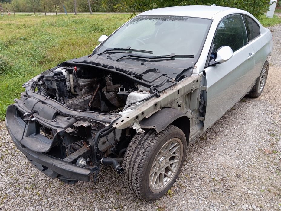 BMW e92 330i Anglik V5c baza Drift Kjs