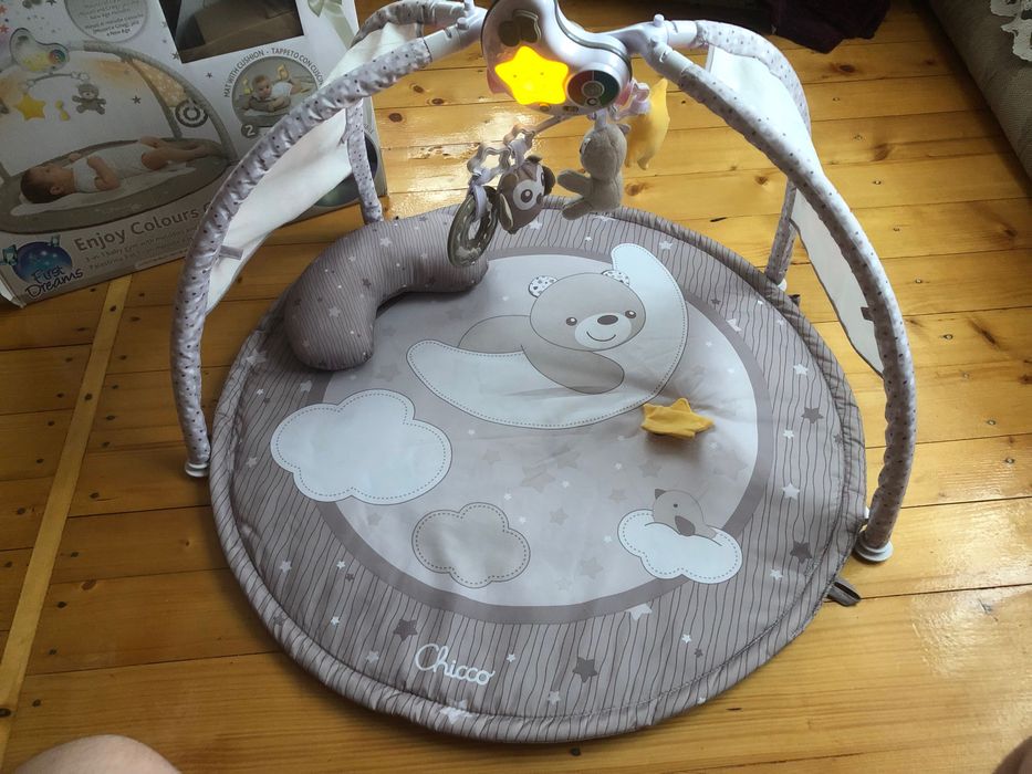 Розвиваючий килимок "Enjoy Colours" Chicco . Новий .