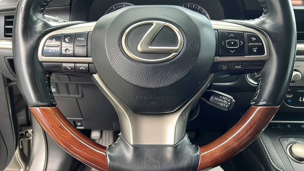 Lexus ES 350      2018