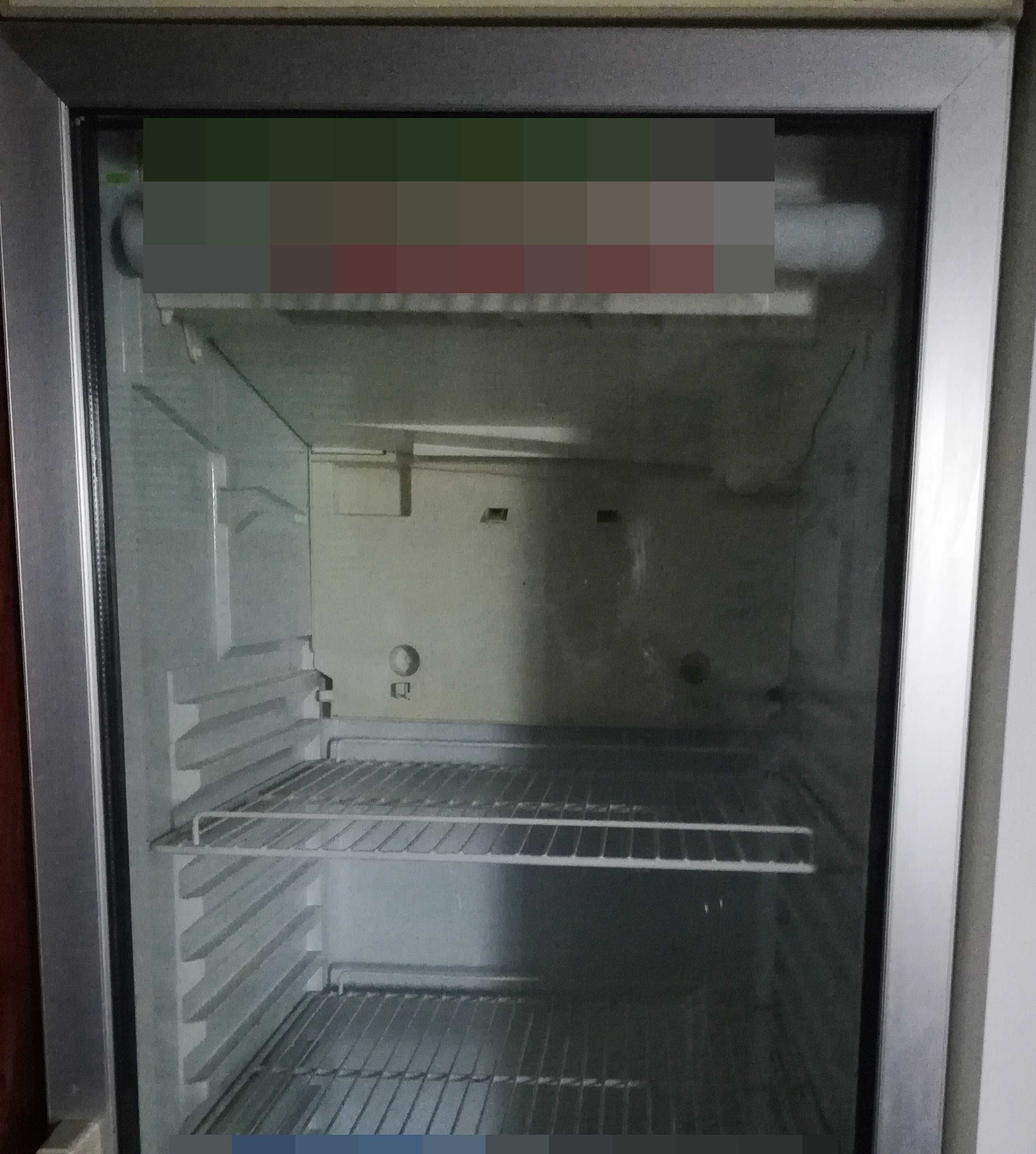 Vitrina vertical de refrigeração