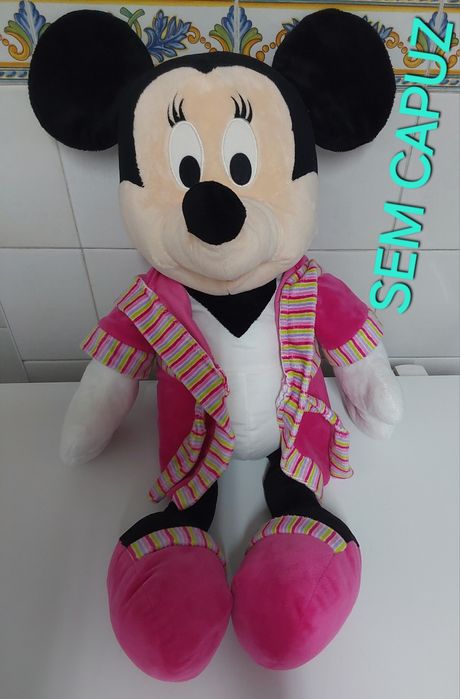 MINNIE PELUCHE DE ROUPÃO. Casa,Quarto,Eventos,Criança,Decoração.