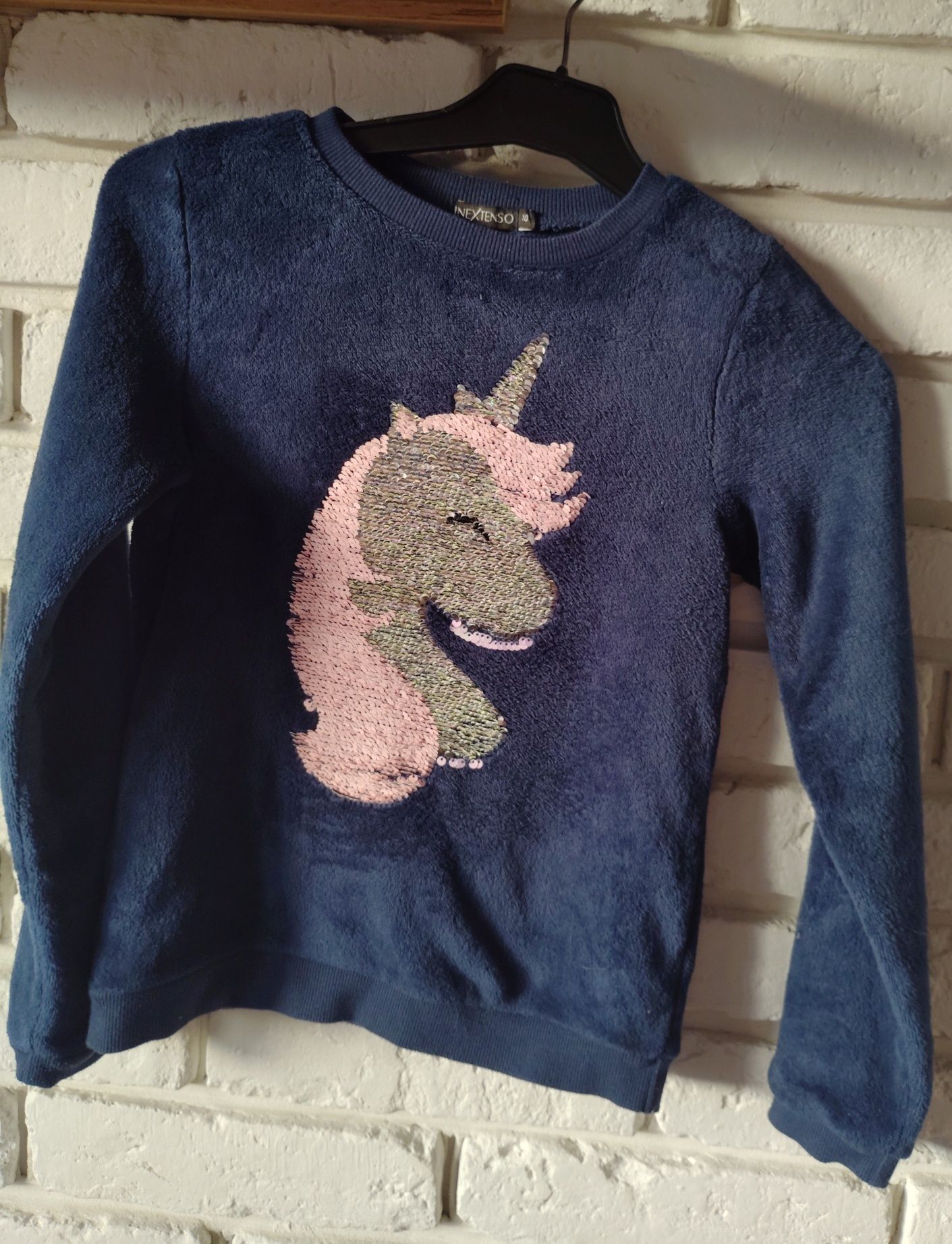 Bluza z cekinowym jednorożcem