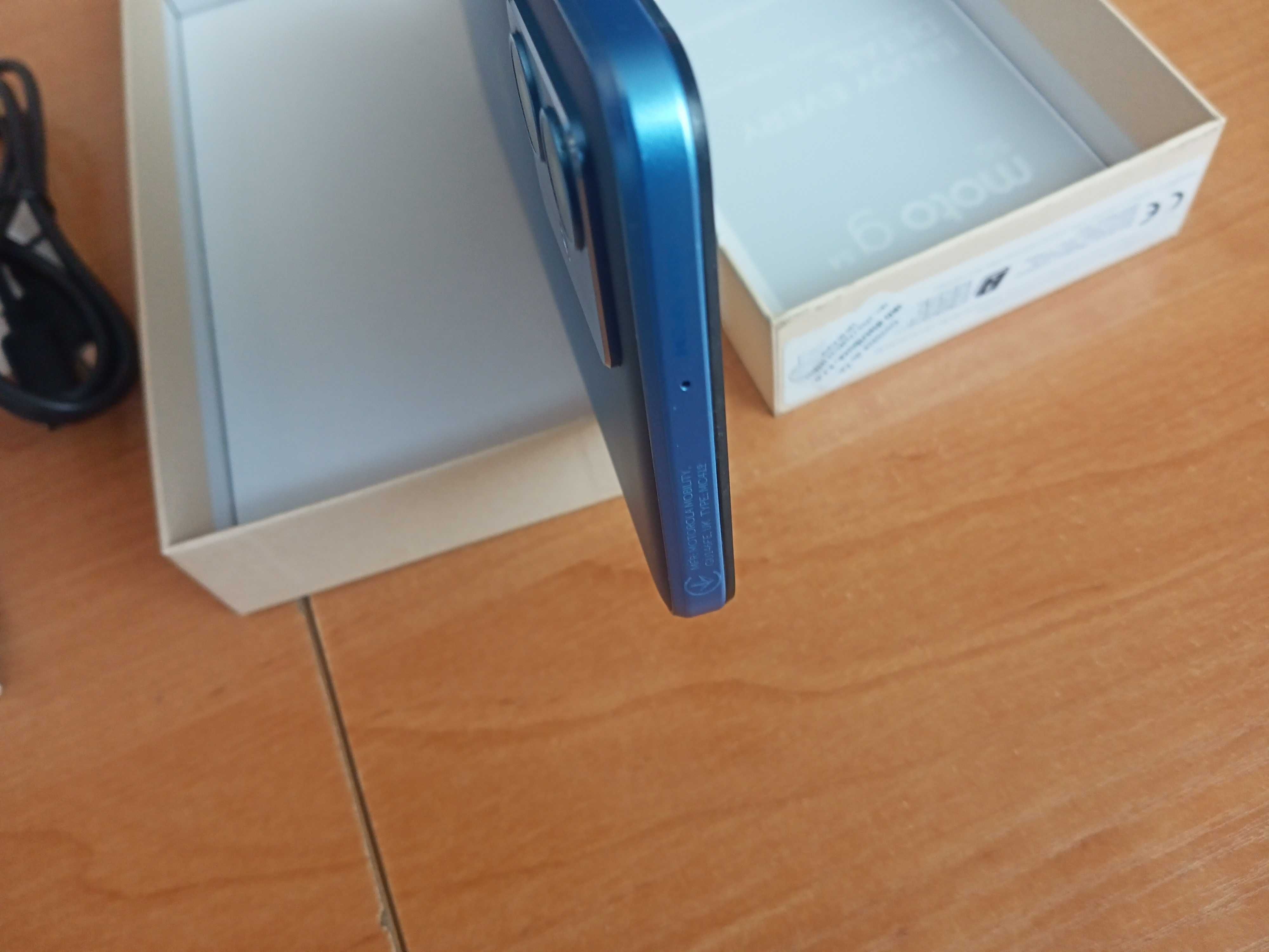 Motorola g54 12/256GB rdzeni procesora  8 2,20GHz Dimensity 7020