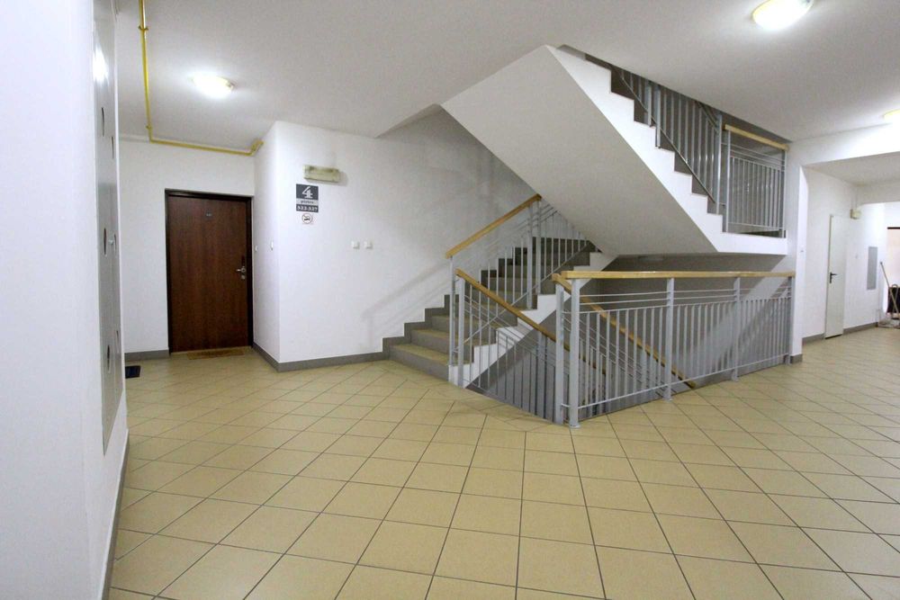 Wynajmę dużą kawalerkę typu studio, Ursynów, Metro