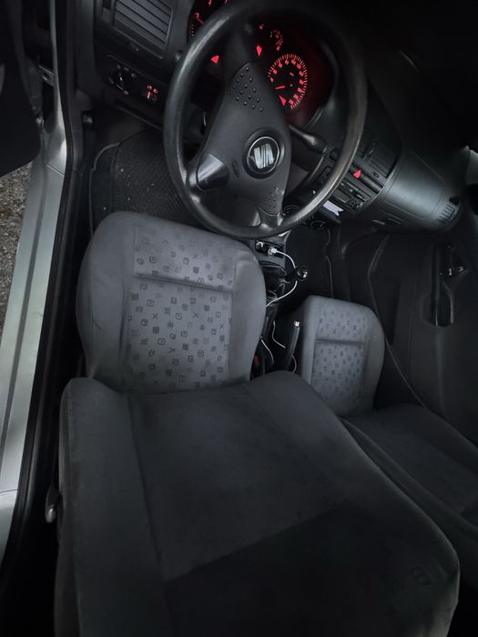 SEAT IBIZA 1.9  comercial