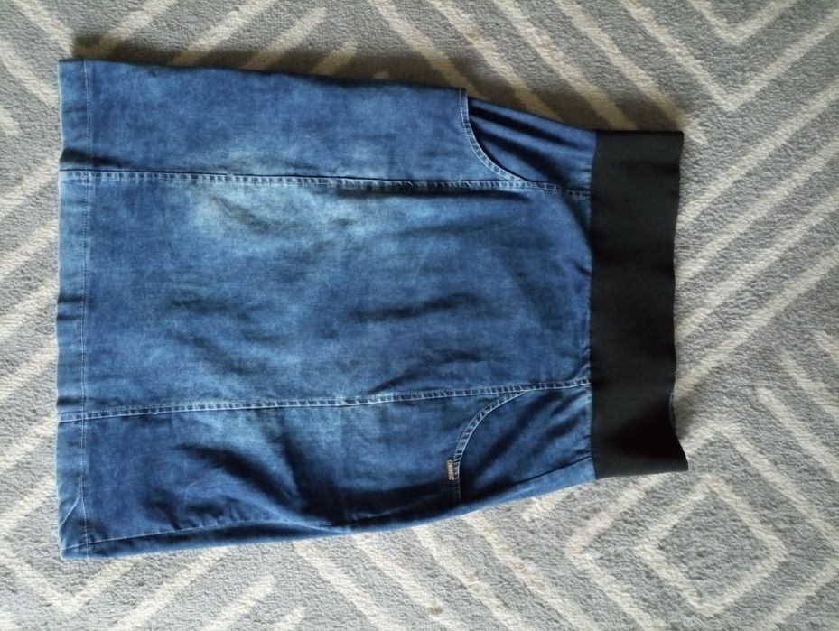 Spódnica jeansowa z szerokim pasem z gumy