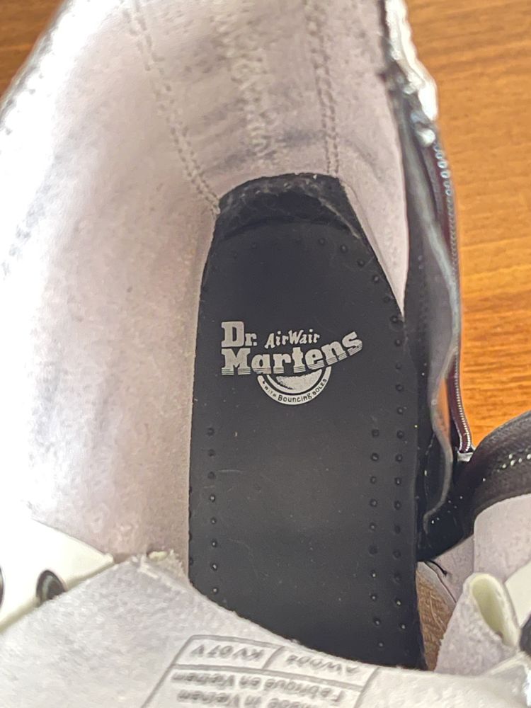 Ботинки белые Dr. Martens