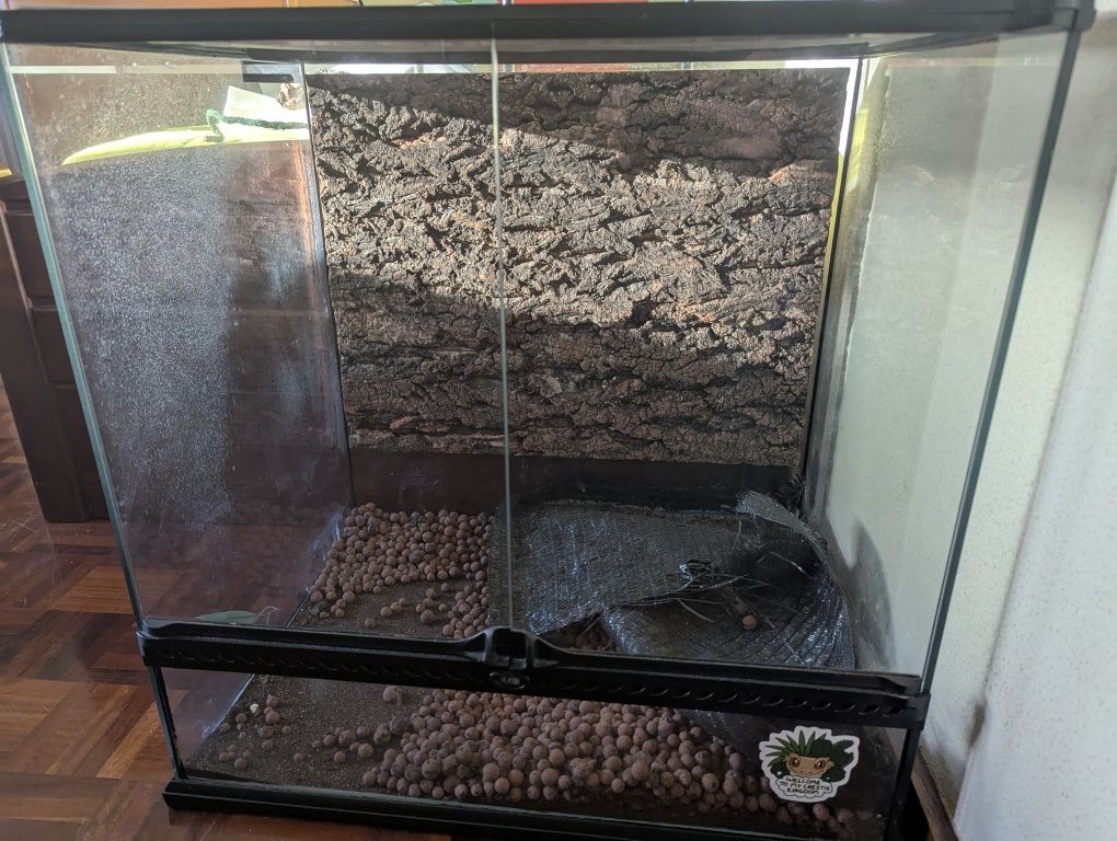 Terrário 60x60x45