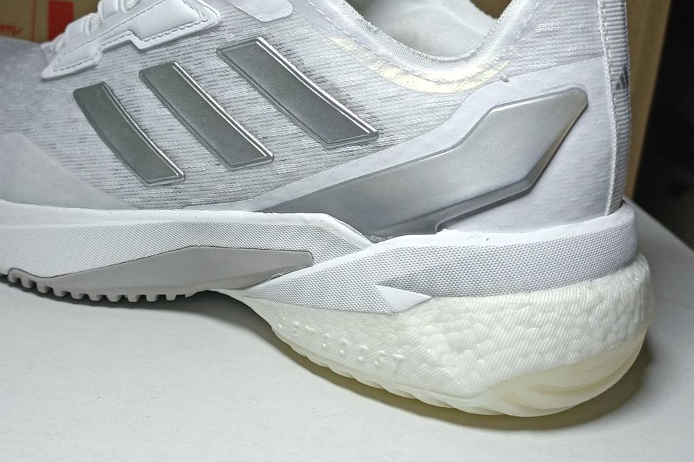 Жіночі кросівки для волейболу і тенісу Adidas CrazyFlight 5 професійні