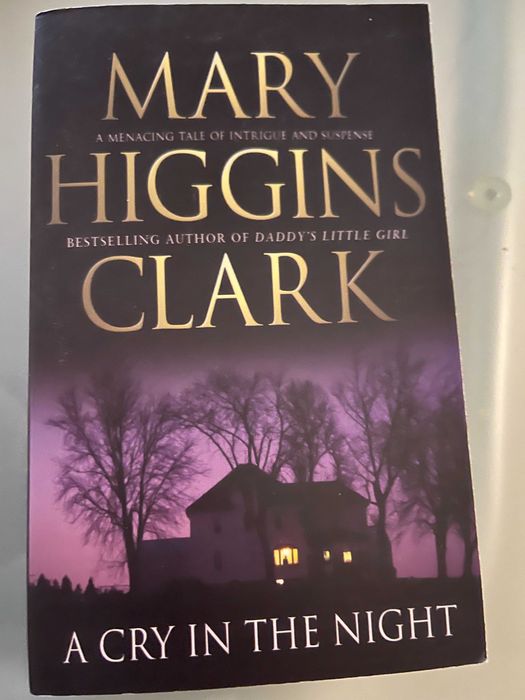 A Cry in the Night by Mary Higgins Clark