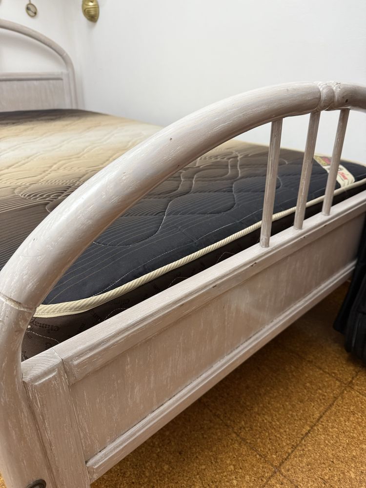 Cama de solteiro + estrado + colchão
