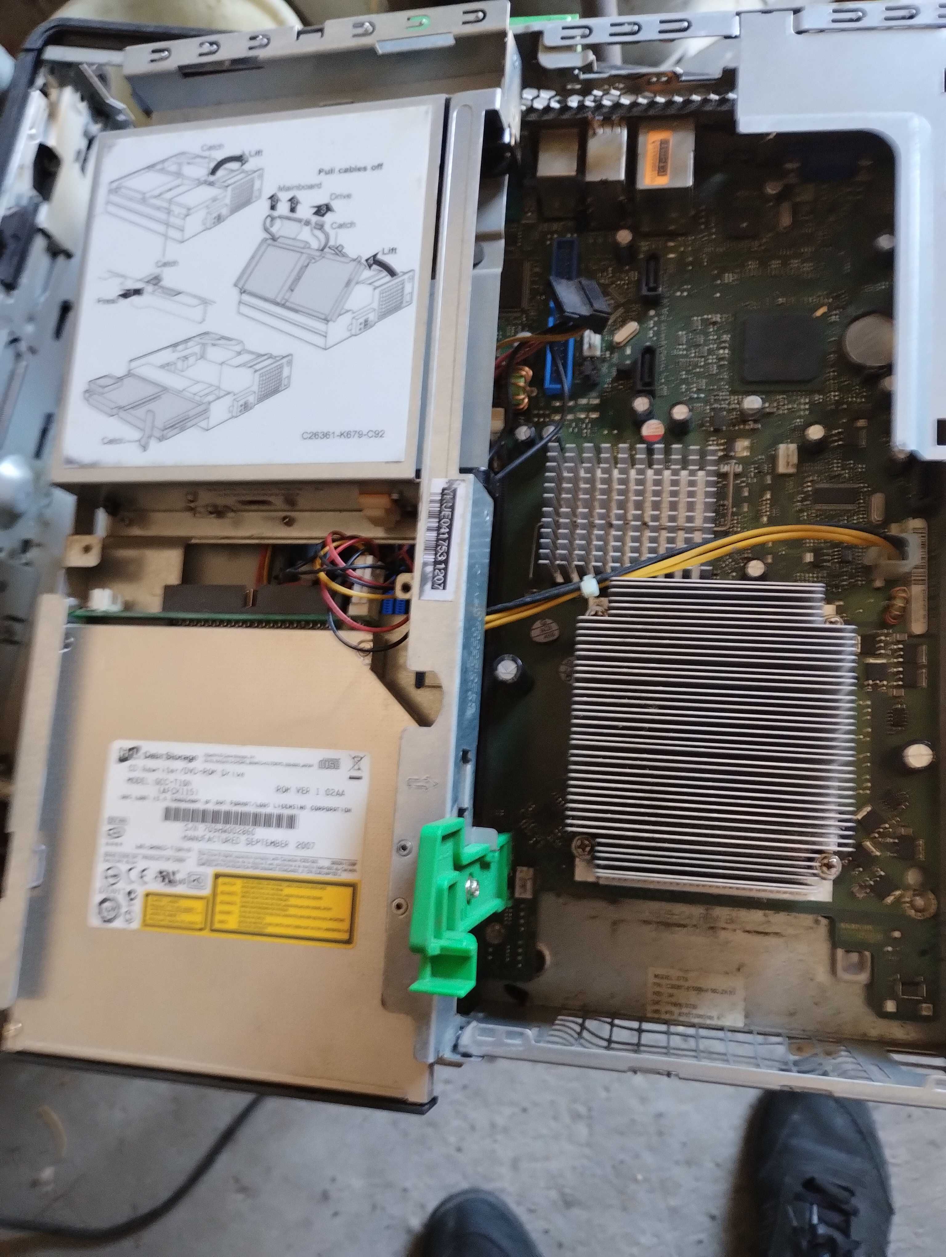 Комп'ютер 775 сокет без HDD та оперативки, в "тонкому" корпусі