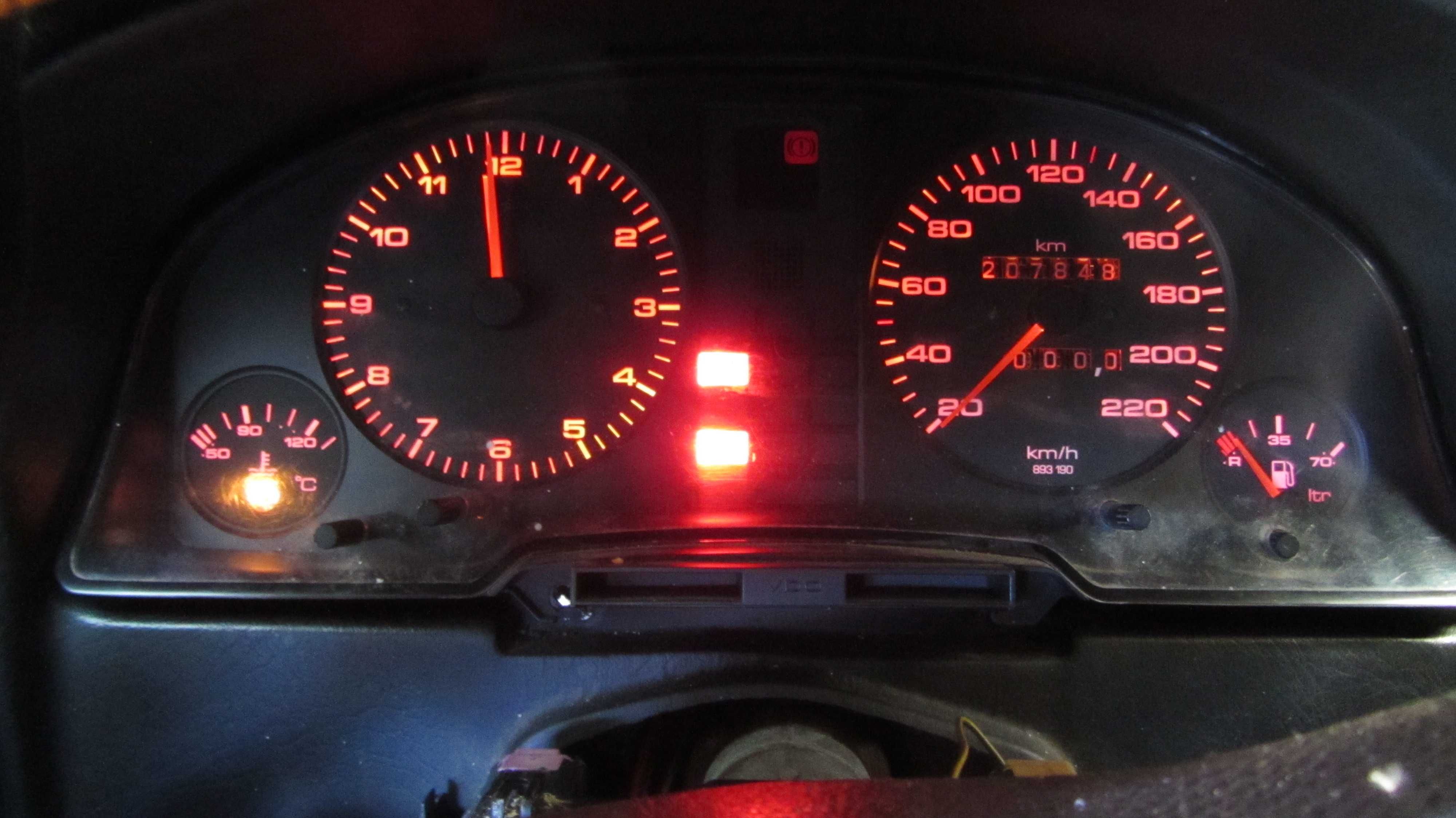 Панель приладів VDO з minicheck приборка audi 80 приборная ауди 80