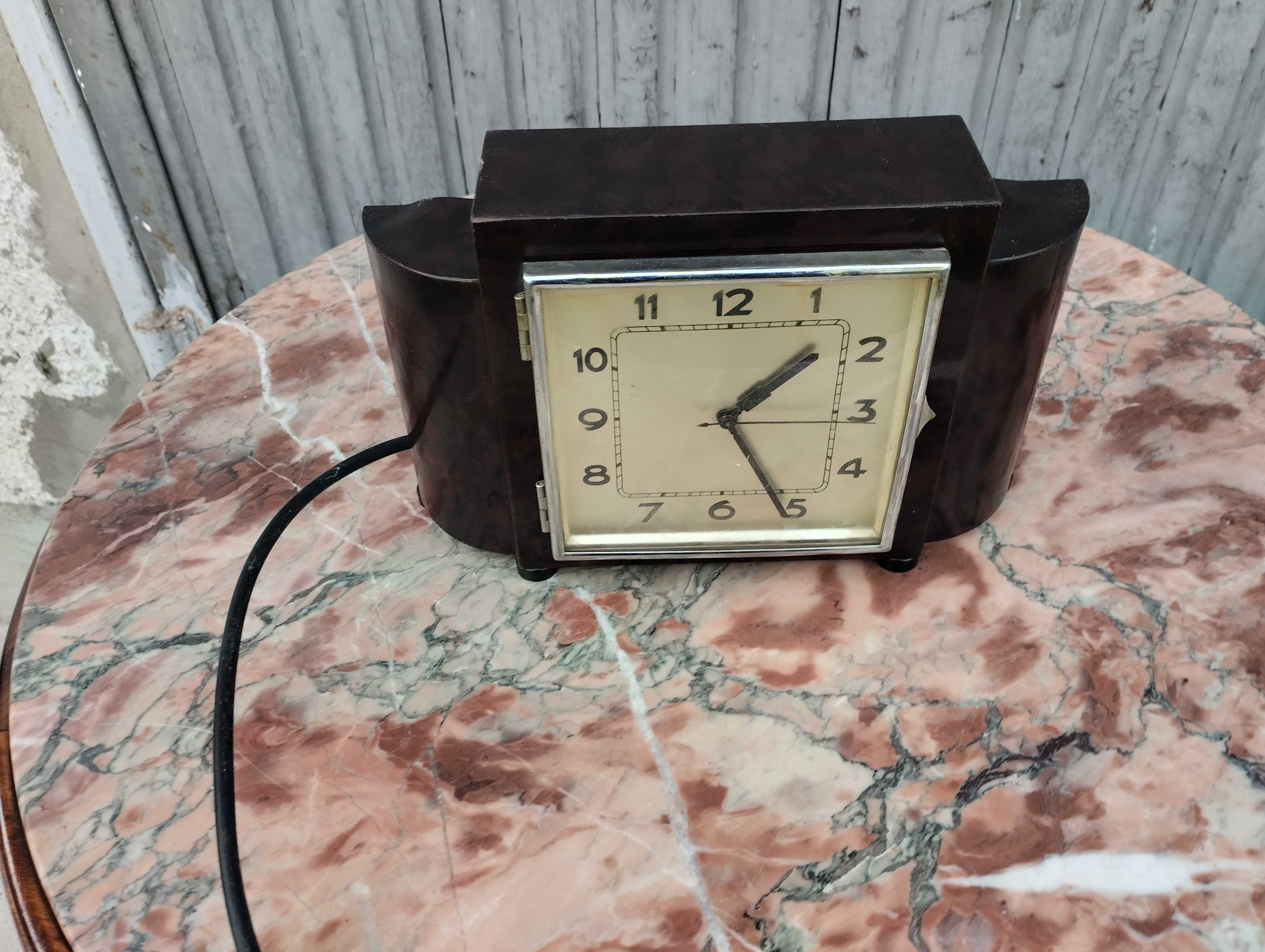 Zegar Elektryczny Art Deco