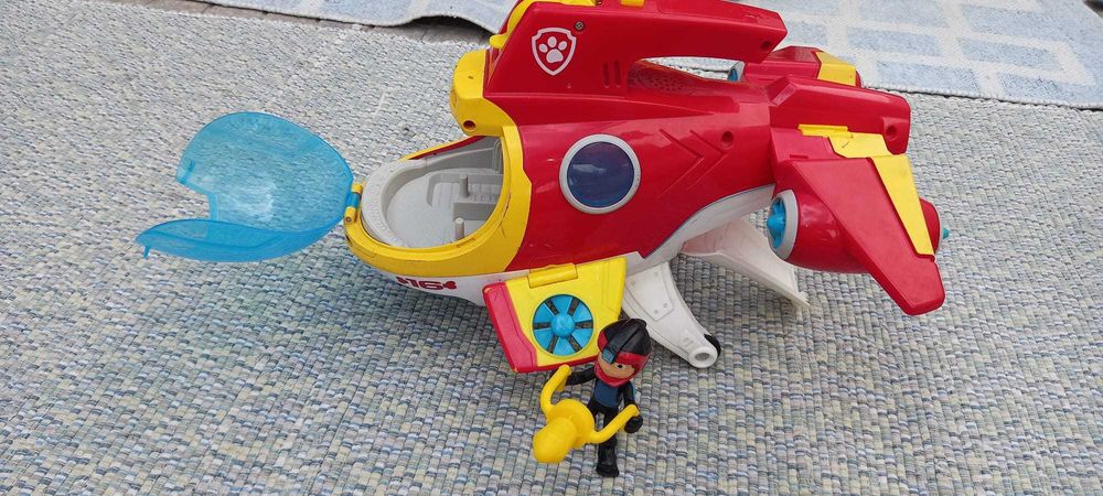 Submarino de salvamento e Patrulheiro Patrulha Pata