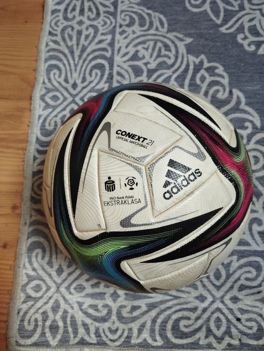 Piłka nożna adidas r 5