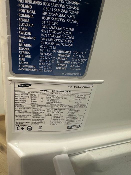 Frigorífico Combinado SAMSUNG RB29FSRNDWW