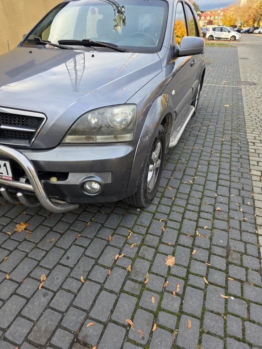 Sprzedam kia Sorento 2006 r. 3500 benzyna i gaz. Doinwestowane.