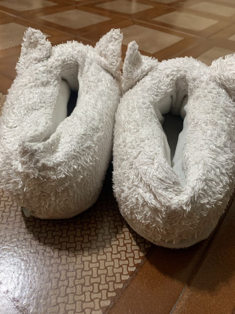 Pantufas criança com a forma de um cão 36/37