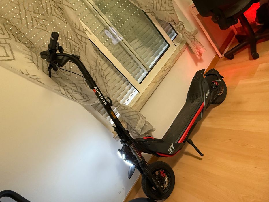Trotinete Segway ZT3 Pro