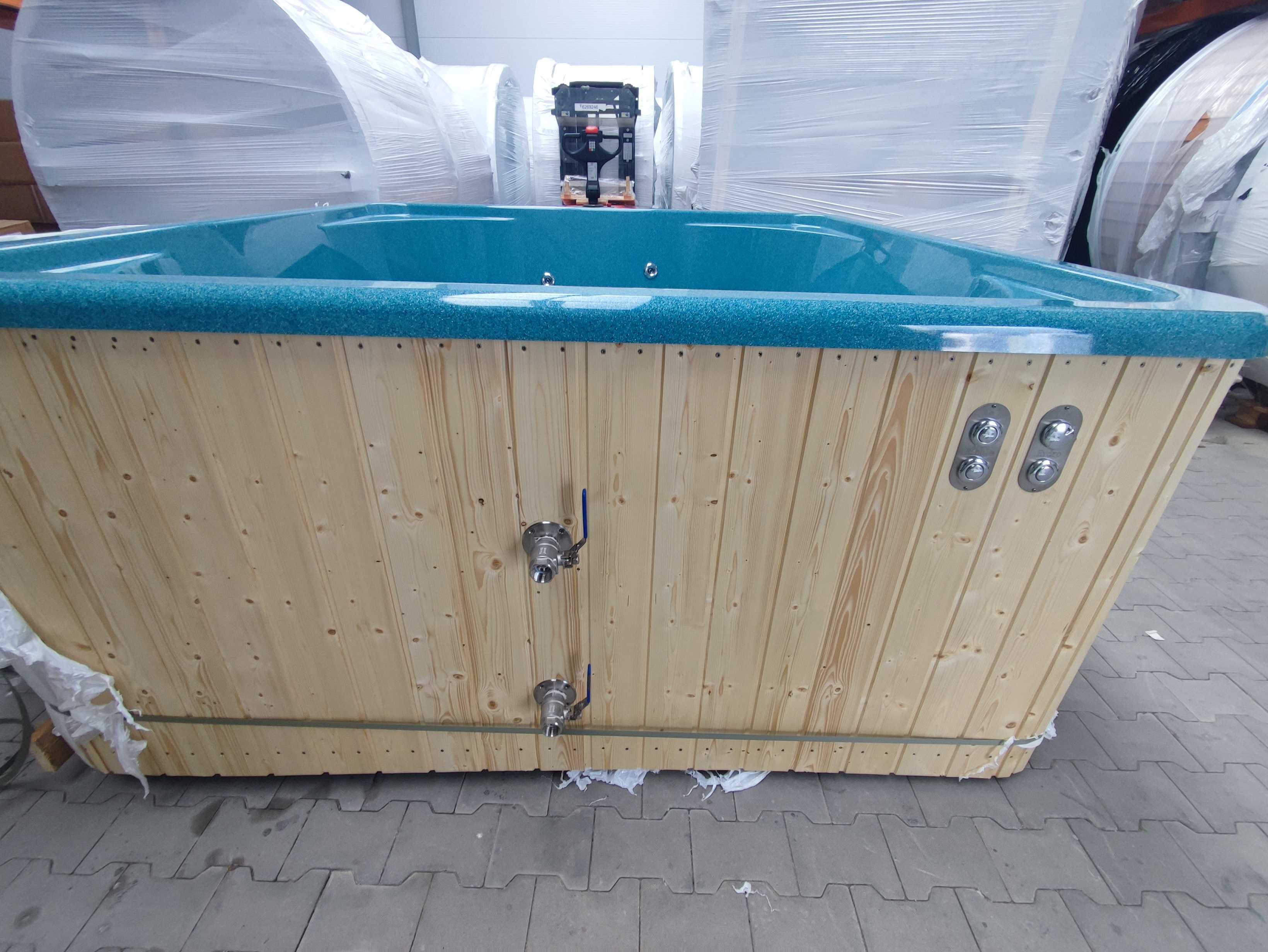 Balia Ogrodowa Kwadrat Hot Tub Gorąca Beczka SPA Ogrodowe Perła