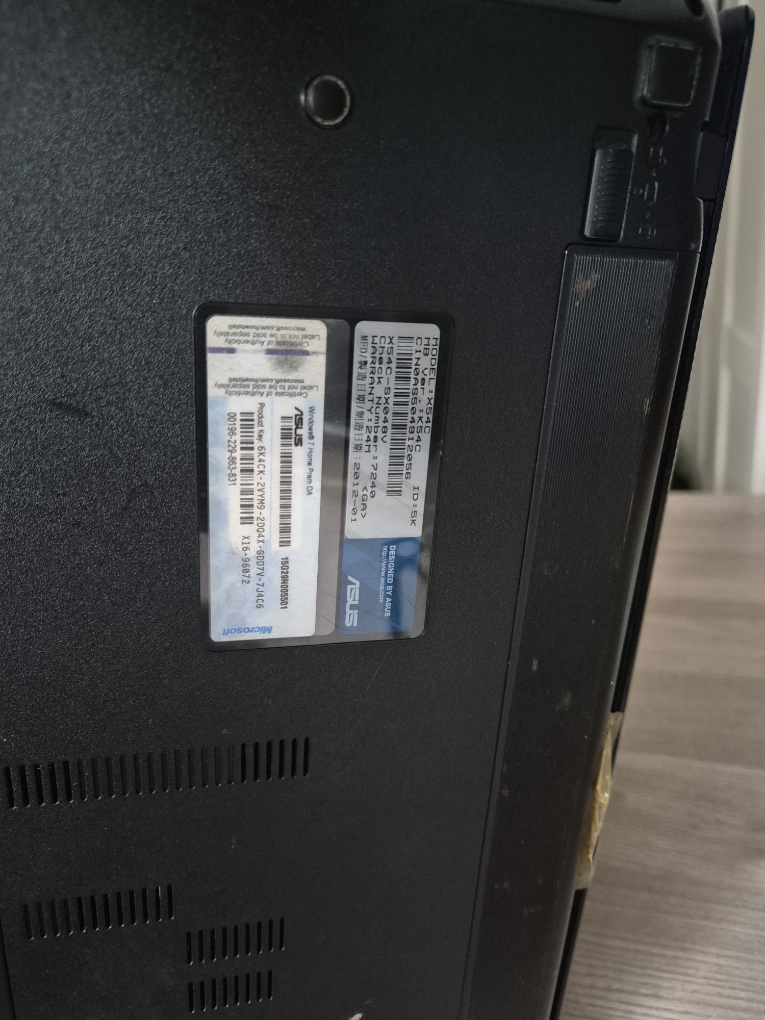 SprzedamLaptop Asus