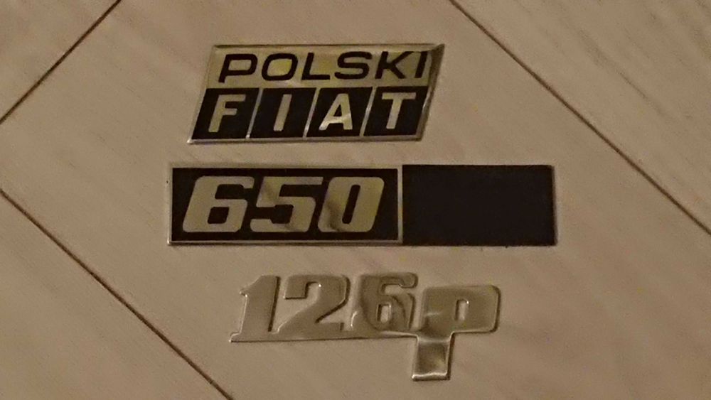 Fiat 126p emblematy znaczki metalowe kompet 3 szt nowe