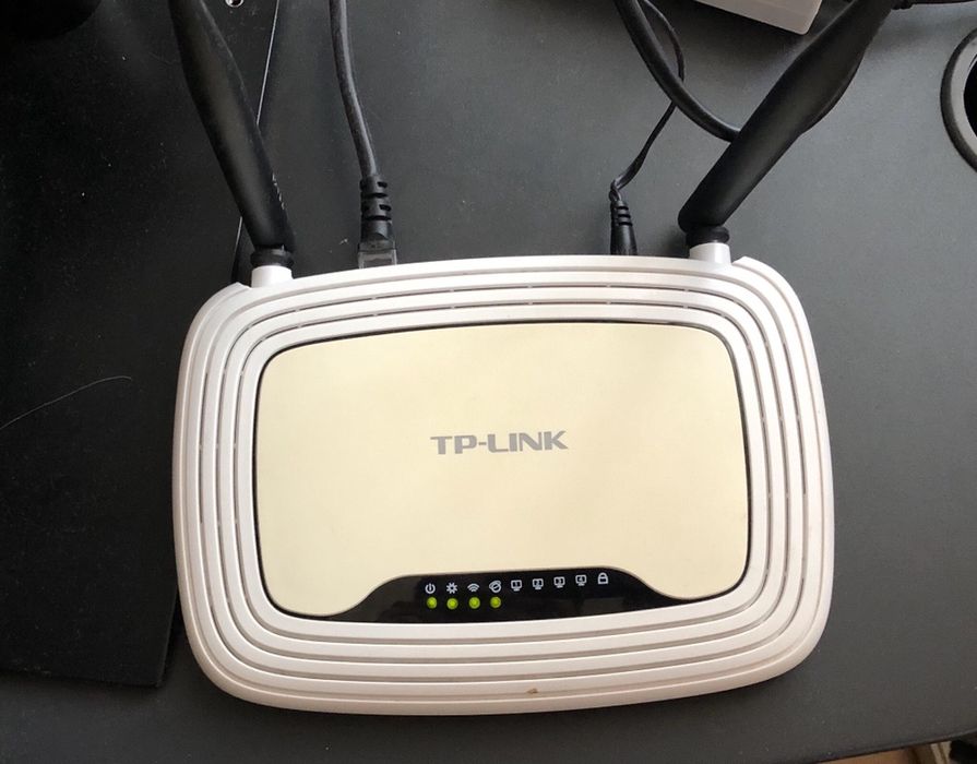 Роутер маршрутизатор TP-LINK TL-WR 841N