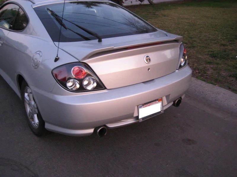 Бампер задній Оригінал Hyundai Tiburon Coupe Tuscani 2003-2005