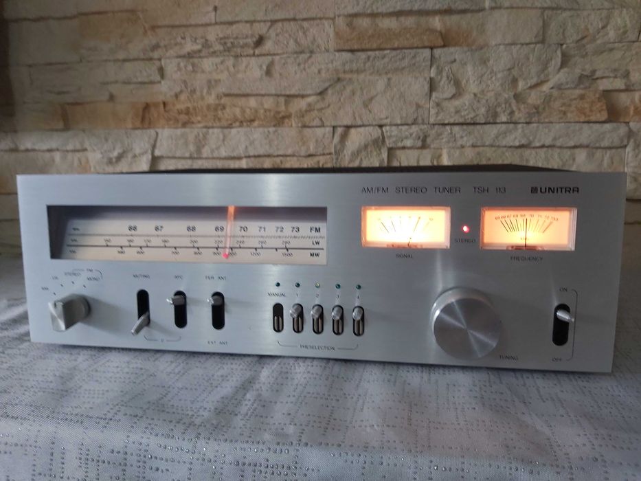 UNITRA DIORA  Tuner  TSH 113 stan kolekcjonerski po pełnym serwisie.