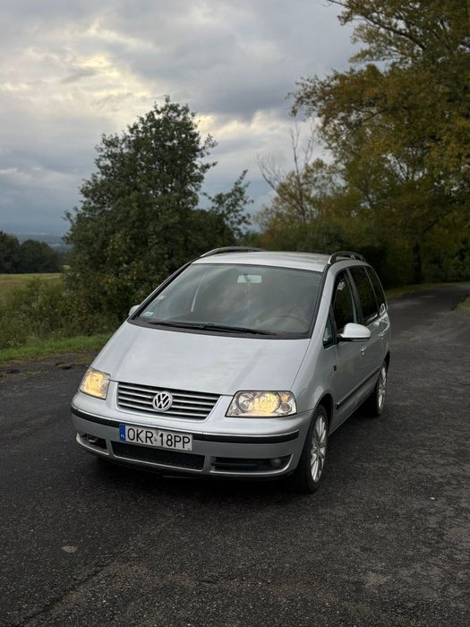 WV Sharan SPECIAL 1,9 TDI 150 KM 7 osobowy
