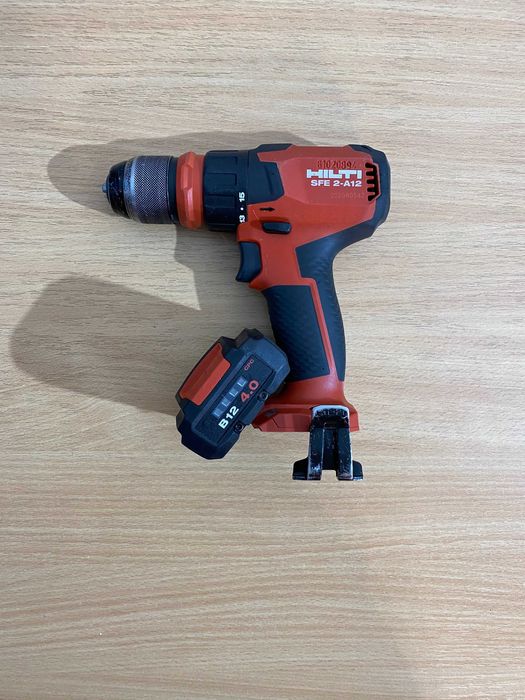 Wiertarko wkrętarka wielogłowicowa HILTI SFE 2-A12 Aku B12 4.0Ah