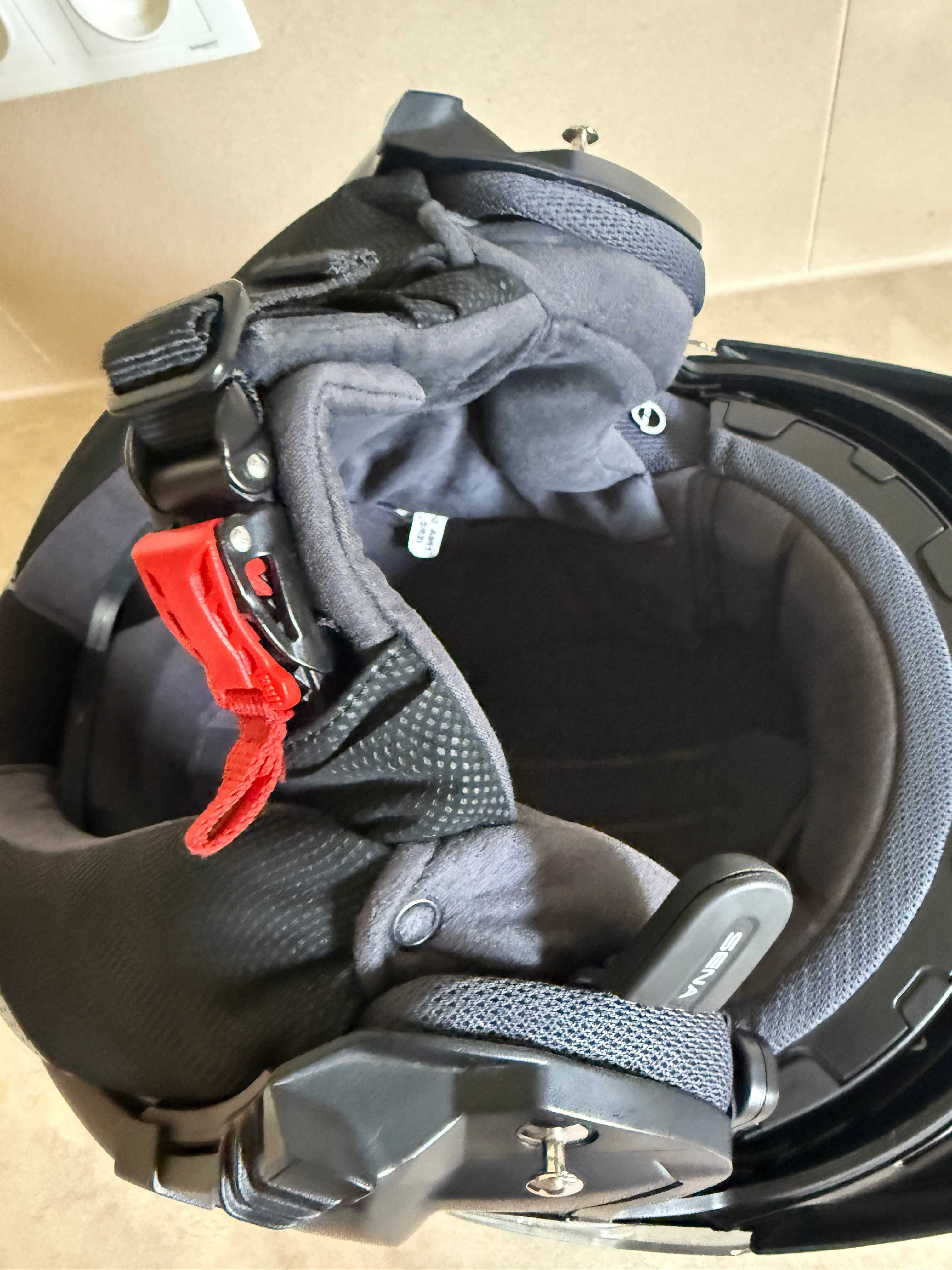 kask motocyklowy Schuberth C3Pro XXL + SENA Sc10Ua System Komunikacji