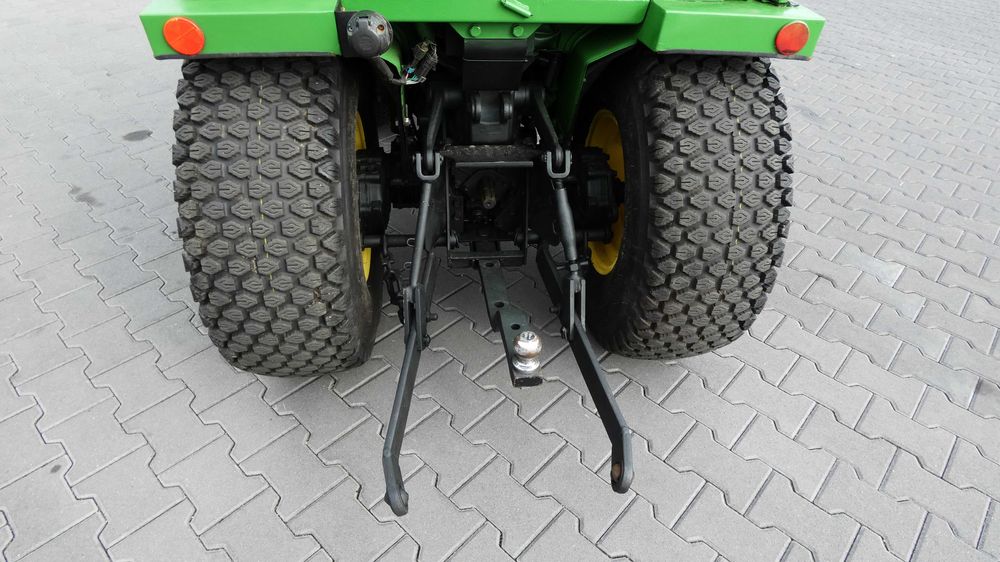 Traktor John Deere 4100 4x4 (160507.4) - Baras