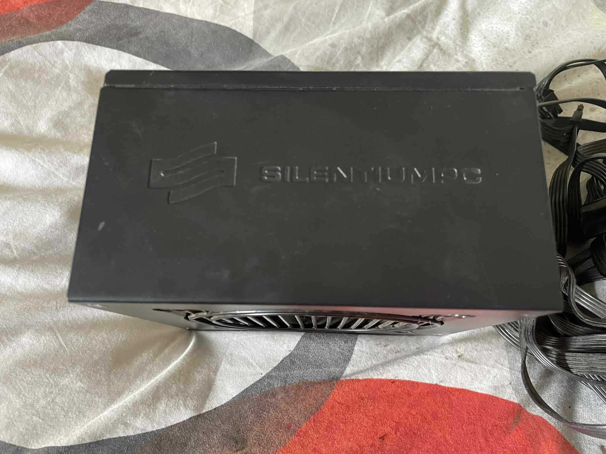 Zasilacz komputerowy komputer SilentiumPC Supremo L2 550W 80Plus Gold