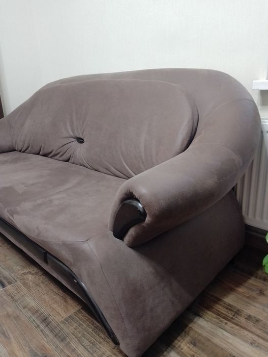 Продам диван в Хмільнику