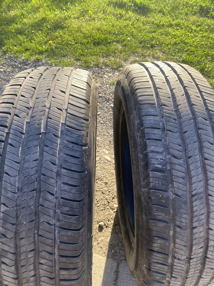 BFGoodrich 2шт 21 рік  215/65/17