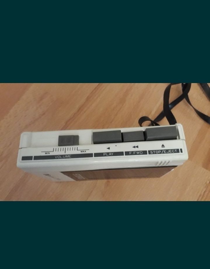 Ponadczasowy Walkmann Electronic CR 5020 Vintage. lata 80