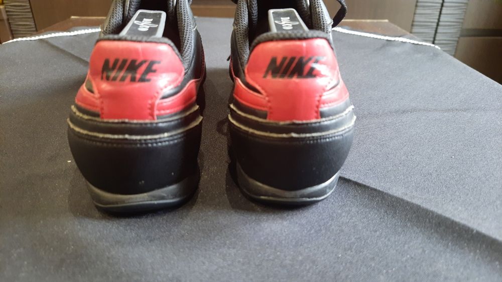 Buty sportowe firmy NIKE