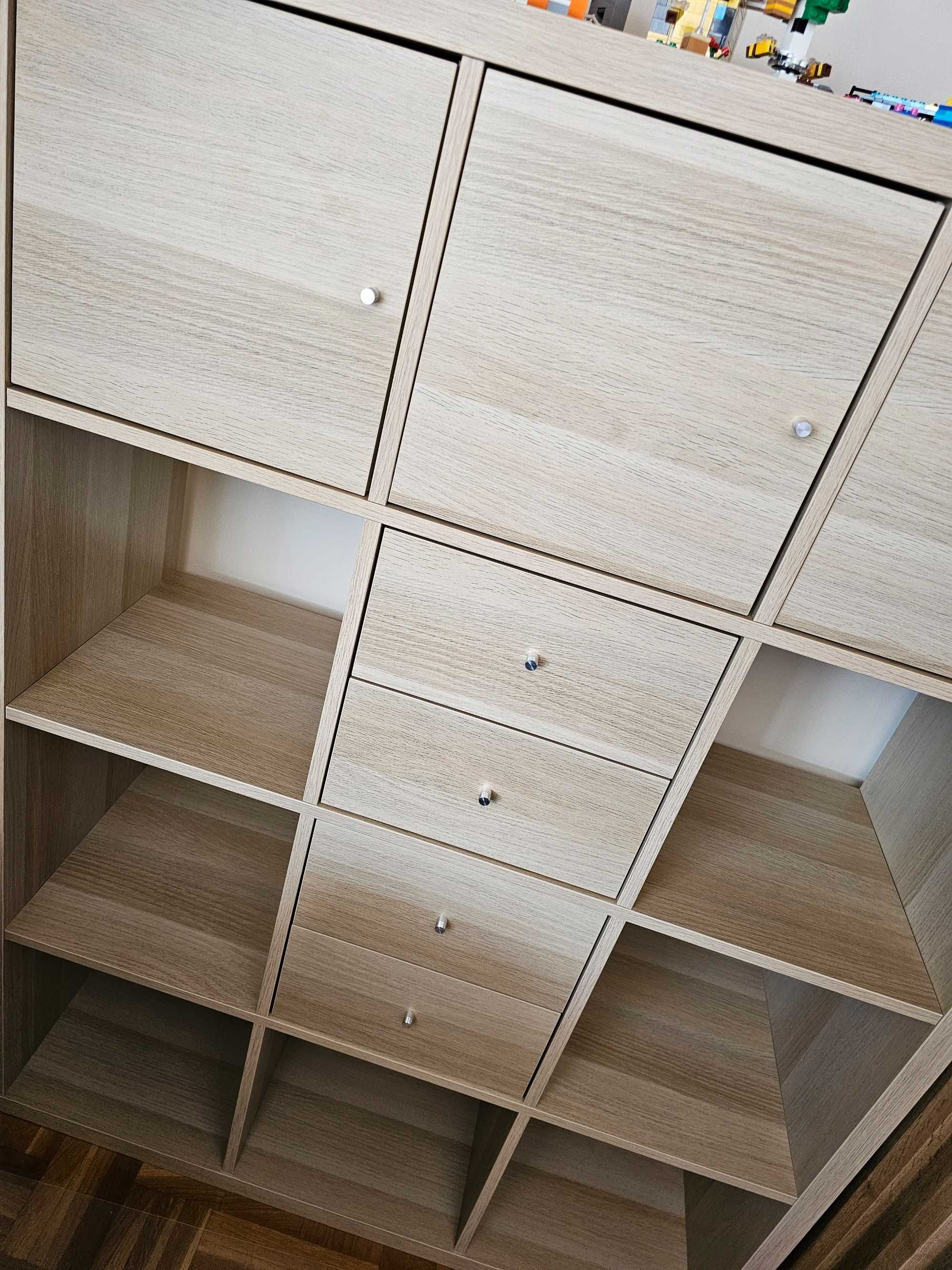 Regał Kallax IKEA z wkładami