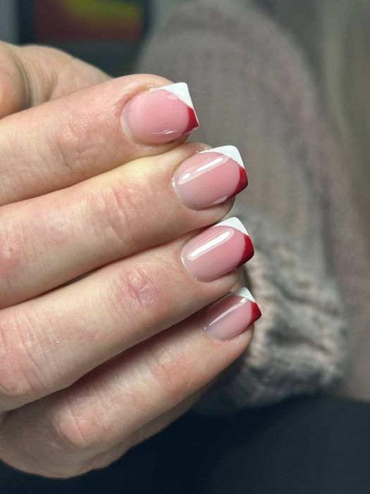 Запрошуємо  на комплексний манікюр до майстра для відпрацювання