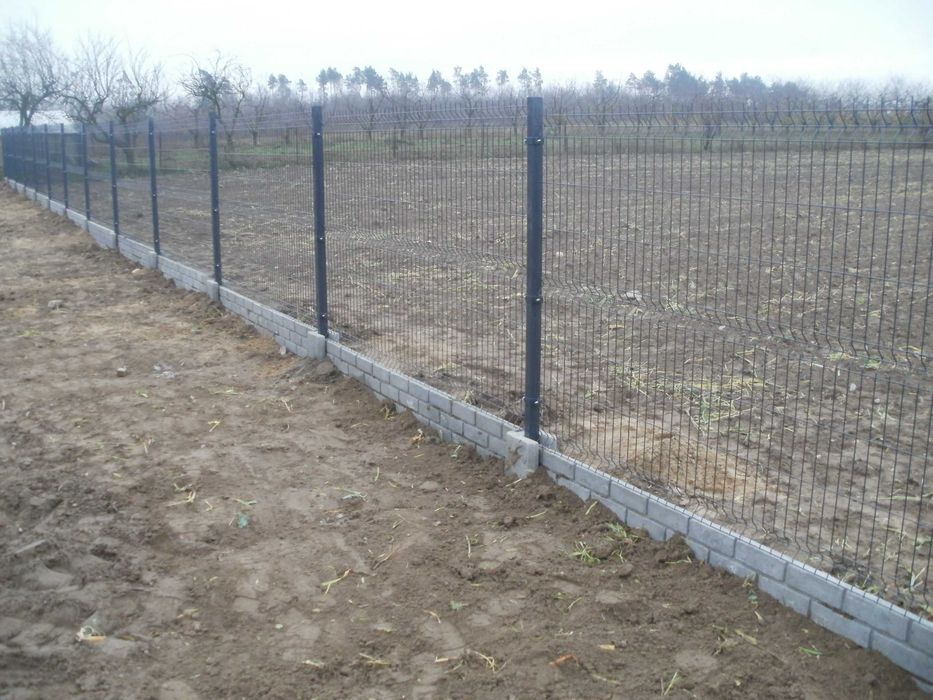 Ogrodzenie panelowe 153cm oraz płyta 25/30cm z montażem KOMPLET