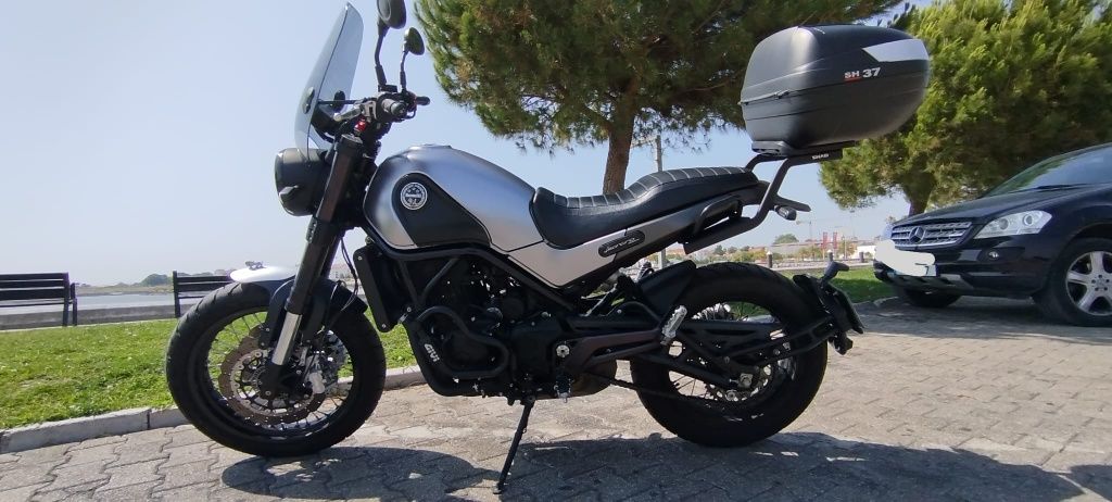 Benelli 500 com garantia de stand e extras!!