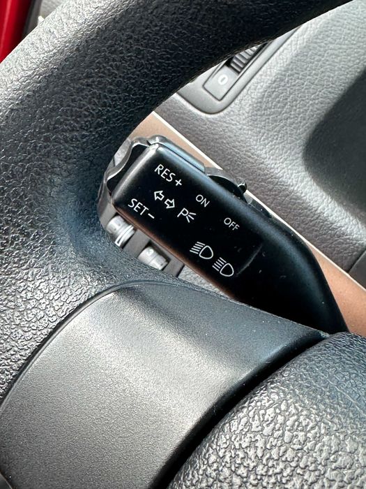 Продам Volkswagen Touran 2006 рік можлива розстрочка,кредит,обмін!