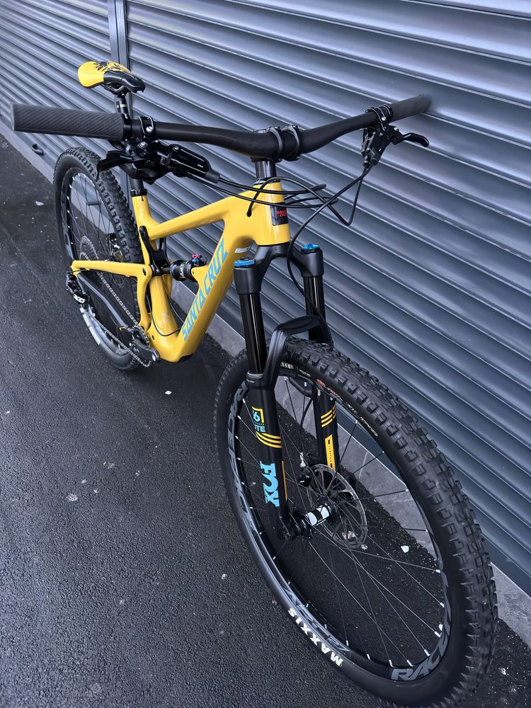 Велосипед Santa Cruz Hightower Carbon CC X01 29